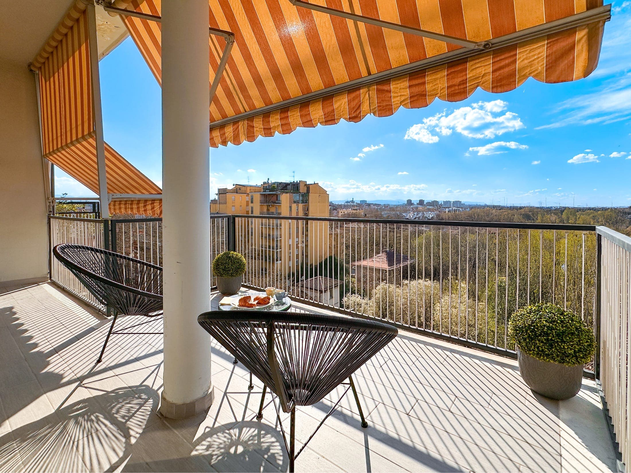 Ghirlandina View - Exclusive Penthouse with Terrace in Center