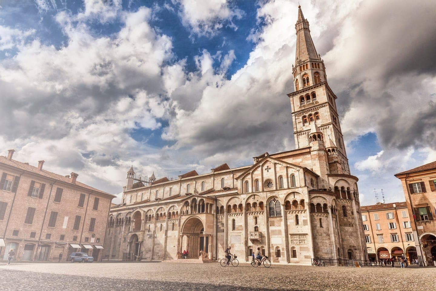 Piazza Grande in Modena with the cathedral and the Ghirlandina tower
